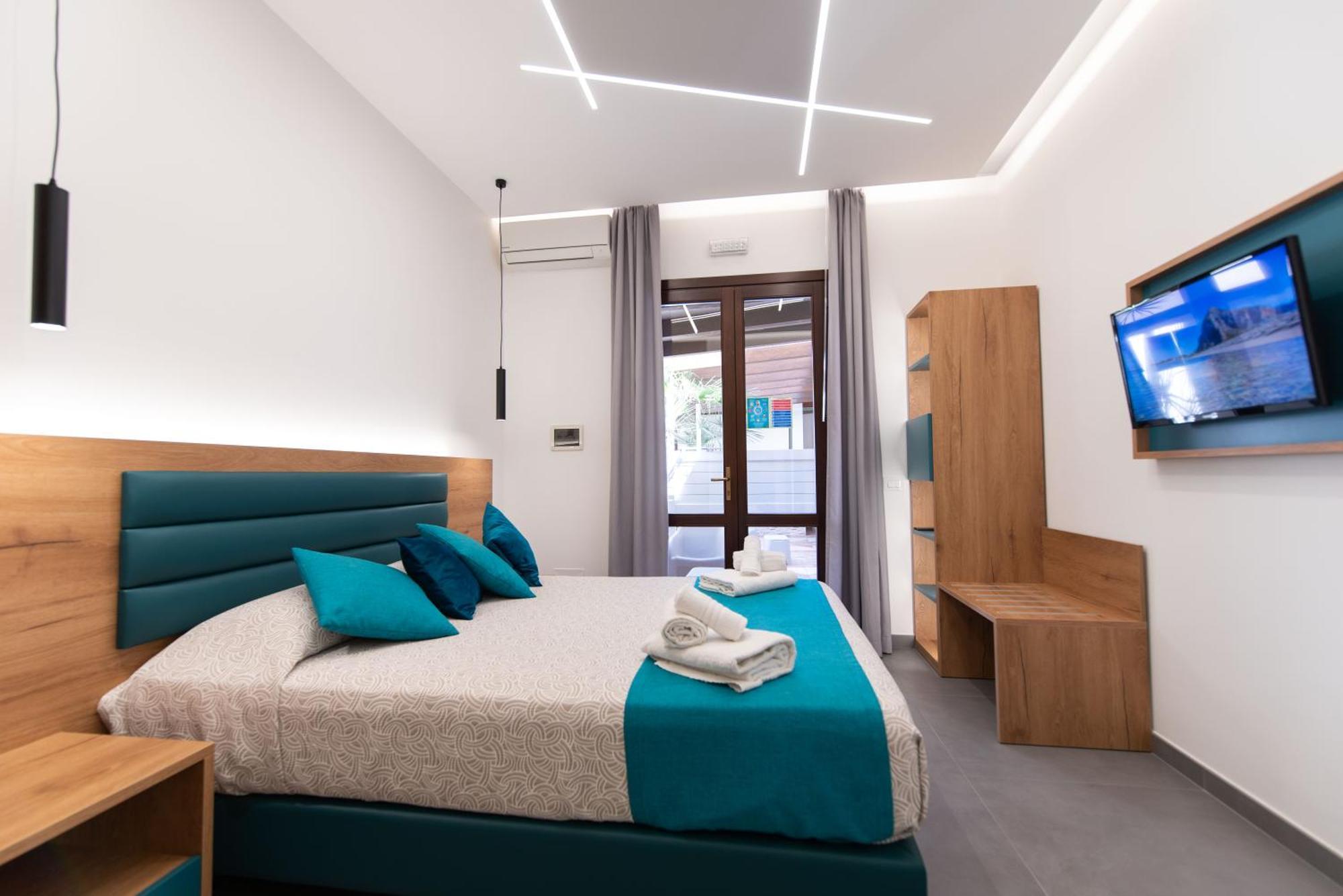Double Room with Patio,1572676091:JPEG